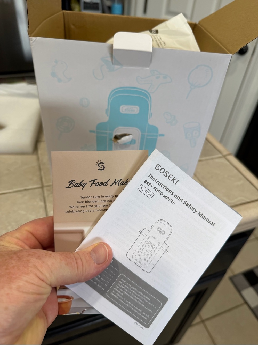 SosekiBaby Tutto Baby Food Maker, Glass Bowl & 316L Stainless Steel Blades - Picture 11 of 12